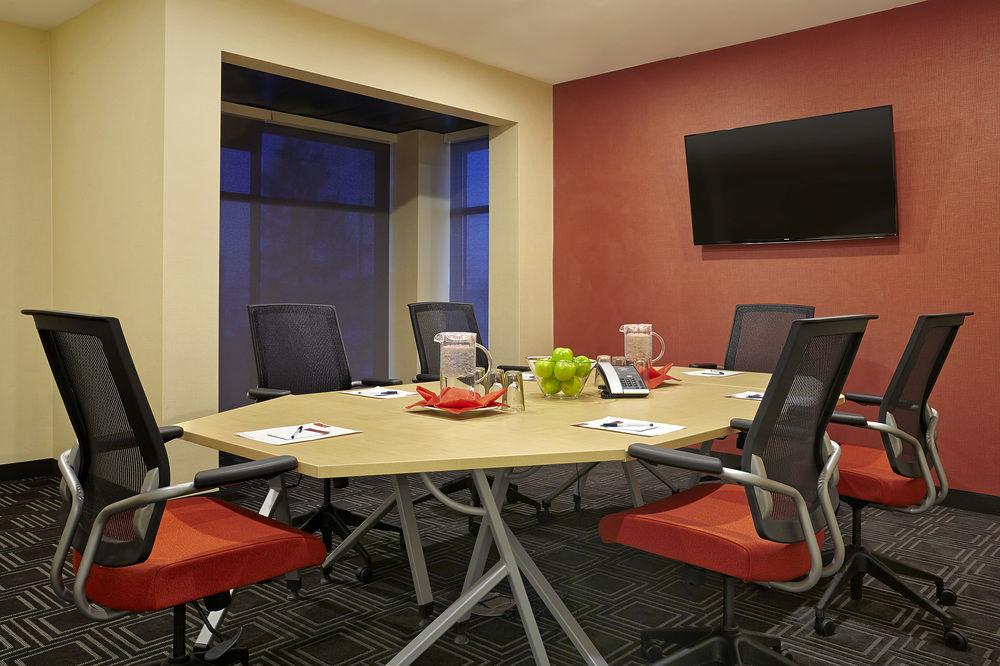 Towneplace Suites By Marriott London Extérieur photo